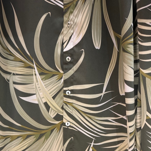 3/$40Rachel Zoe Size 2X - Picture 6 of 8